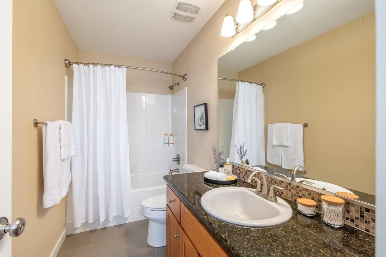 Modern Home, Four Bedrooms, King Beds Tigard Luaran gambar