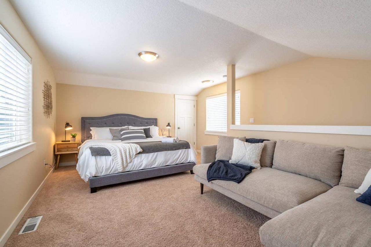 Modern Home, Four Bedrooms, King Beds Tigard Luaran gambar