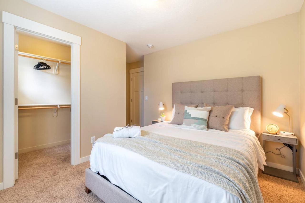 Modern Home, Four Bedrooms, King Beds Tigard Luaran gambar
